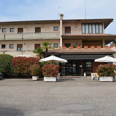 Hotel Pilotto Peschiera del Garda Eksteriør billede