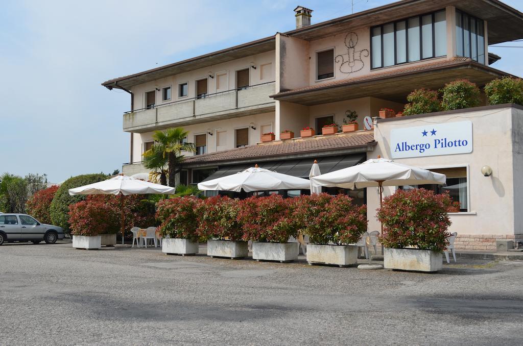 Hotel Pilotto Peschiera del Garda Eksteriør billede