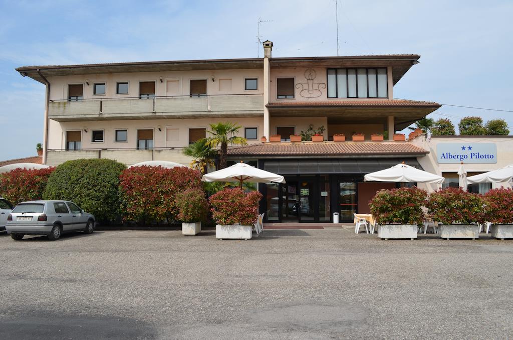 Hotel Pilotto Peschiera del Garda Eksteriør billede