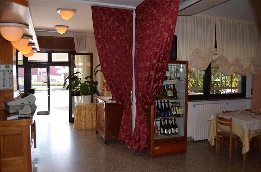 Hotel Pilotto Peschiera del Garda Eksteriør billede