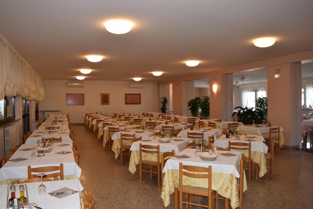 Hotel Pilotto Peschiera del Garda Eksteriør billede