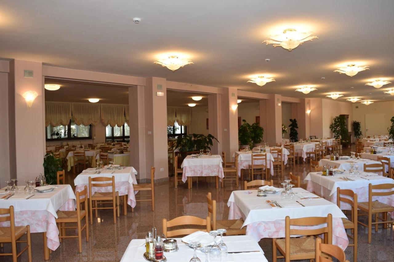Hotel Pilotto Peschiera del Garda Eksteriør billede
